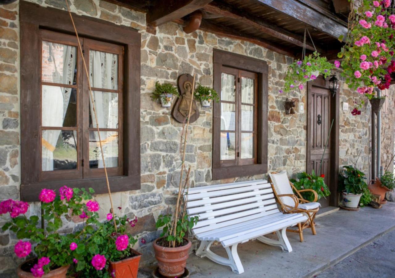 Casa Rural La Aldea Pola de Laviana Exterior photo